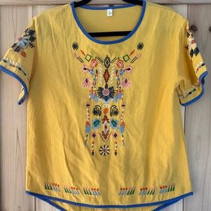 Embroidered Yellow Short-Sleeve Women's Top